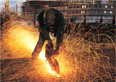 EOT Cranes in Construction Site